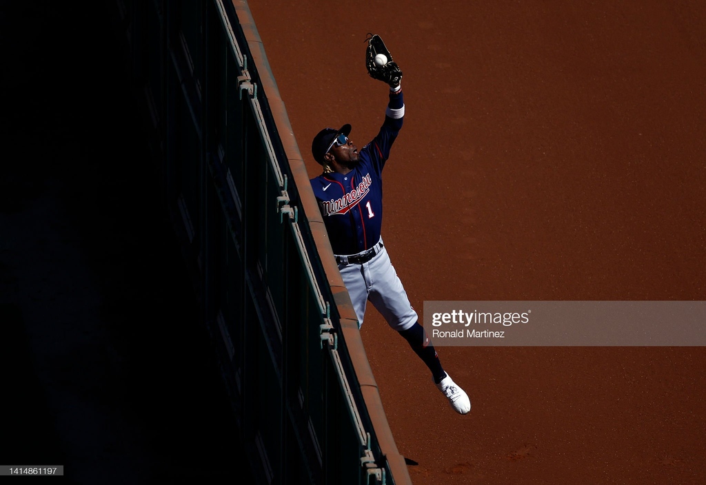GettySport's tweet photo. Some of the best images from our American Sports photographers from last week. 📷: Ronald Martinez + @vaughnridley + Alex Bierens de Haan + Bryan M. Bennett. #gettysport #bestpic #pictureoftheday #sportsphoto #sportsphotography. More 📷 here https://t.co/Ky6fhBWcGu https://t.co/6ep4JFwntX