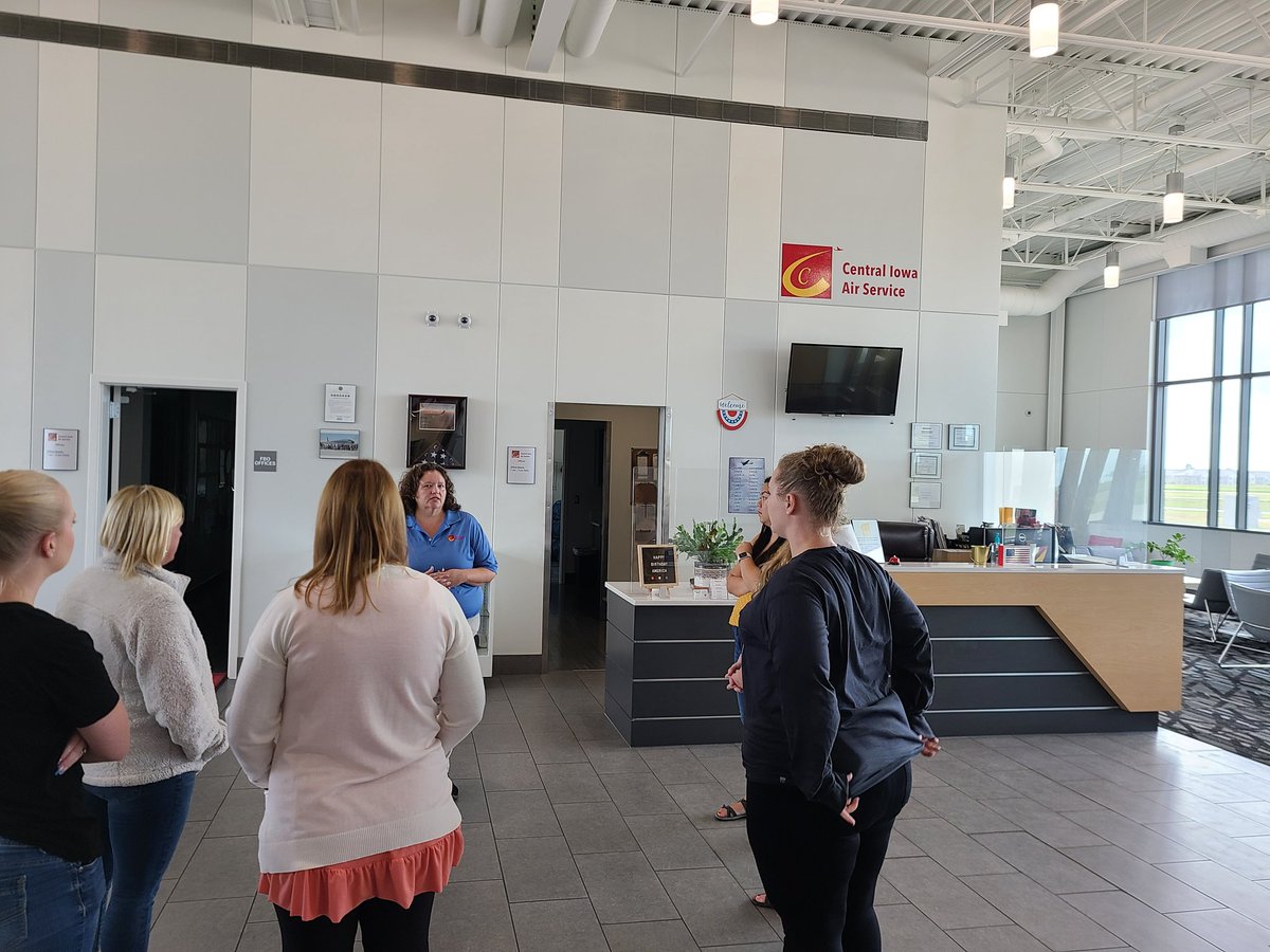 AltEd4life's tweet photo. #ameslearns visiting the Ames Airport https://t.co/91MSd0YD75