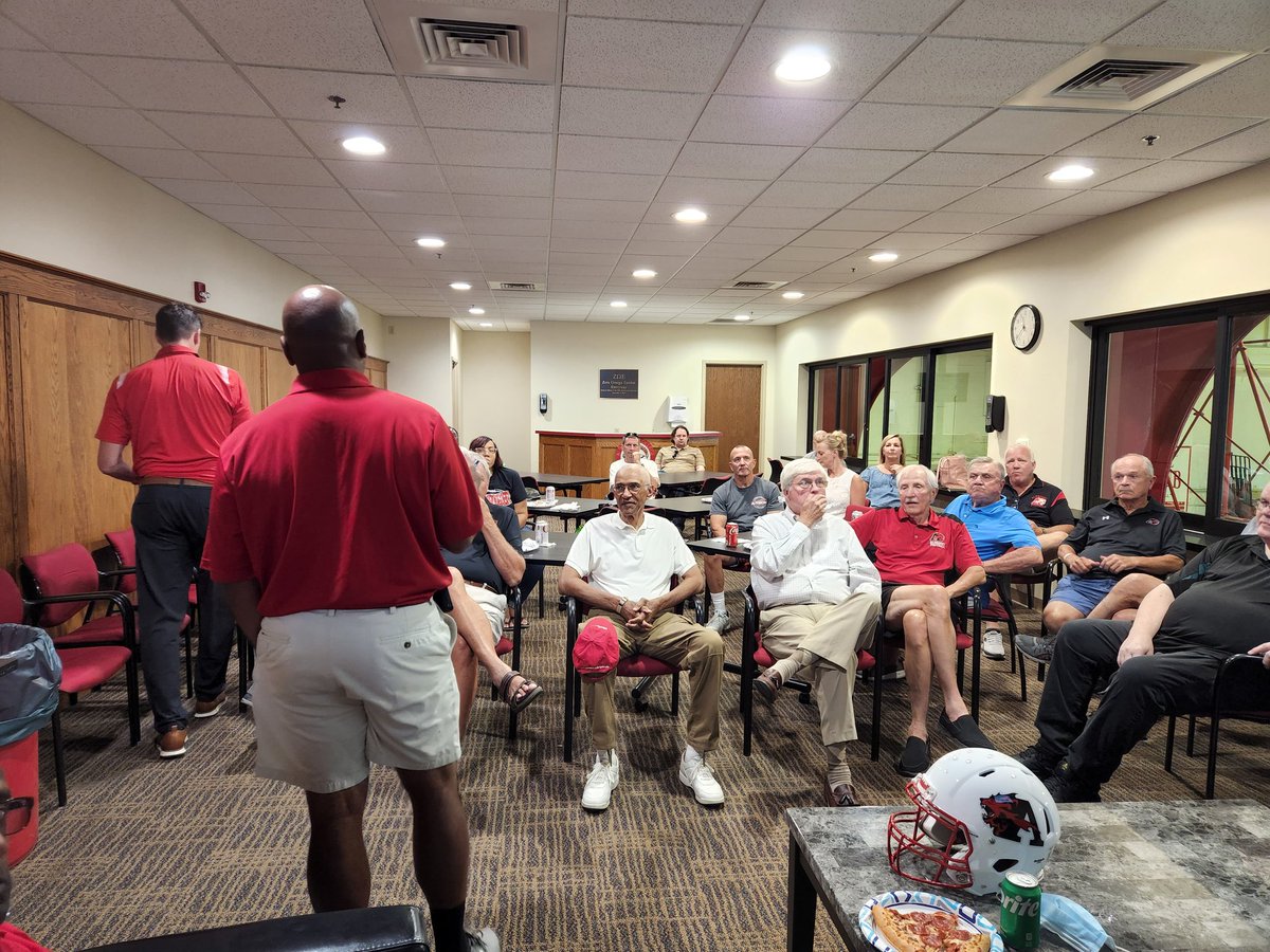 Today @Albright_FBall coach @Isaac_Collins met with a group of @AlbrightAlumni!