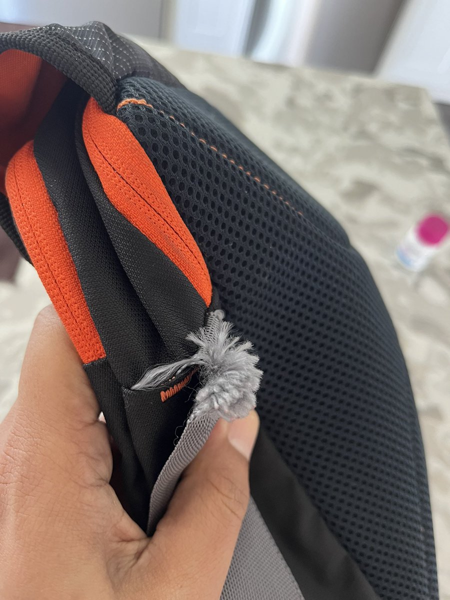 piyush_chavan's tweet photo. @wildcrafttweet its 2nd time this belt got ripped off within 1 month of use ,I got this replaced once in Pune India. I am in Toronto Canada now and I can’t find a way to claim your so called “International Warranty “ https://t.co/QcIMOtrVsG