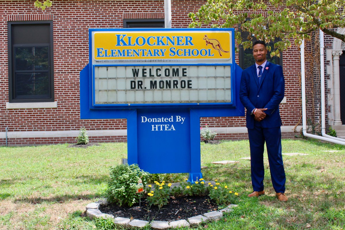 📣 Congratulations to @RashaanMonroe the new Principal of @KlocknerSchool ⭐️ @KlocknerSchool Community Meet and Greet: 🗓 Thu., Sep. 1st 🕰 3:30pm - 6:00pm @ScottRRocco @HTSDSecondary @HTSDCurriculum @HTSD_HR @HamiltonTwpNJ @LauraGeltch @HTSD_Tech #HTSD #HTSDPride