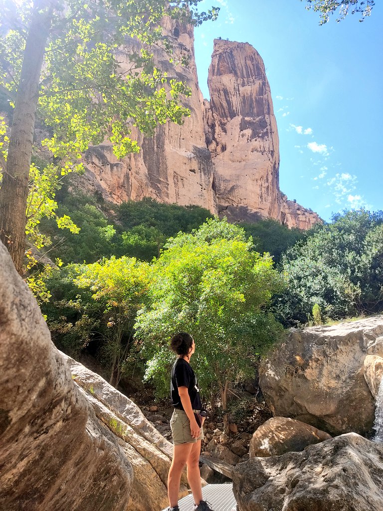 chabi13trl's tweet photo. Si no habéis estado nunca, no tardéis mucho en visitar Aliaga y su Parque Geológico. Si tardáis y dejamos que ciertos personajes lleven a cabo sus planes, es probable que en algunas de las fotos que saquéis aparezca algún aerogenerador chupando cámara. https://t.co/6Az2bKlaAw