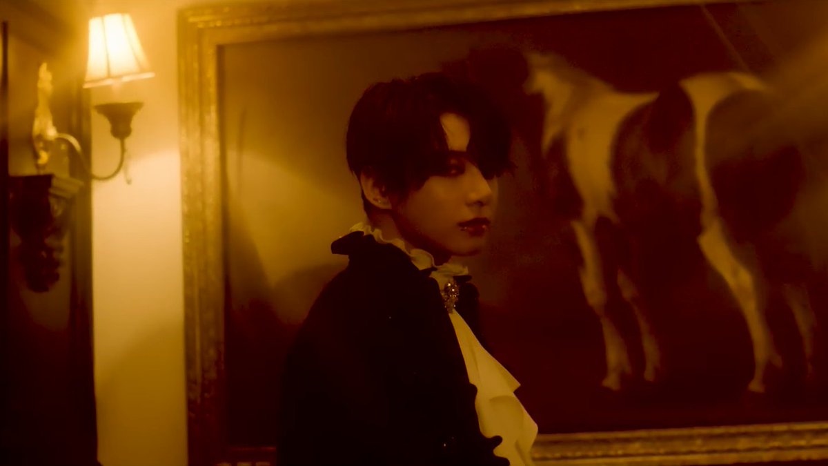 SWTSN0W's tweet photo. When Vampire Crown Prince Jungkook met the high Warlock of the Hellion Island Taehyung... https://t.co/Wj2Y0Wgbq7