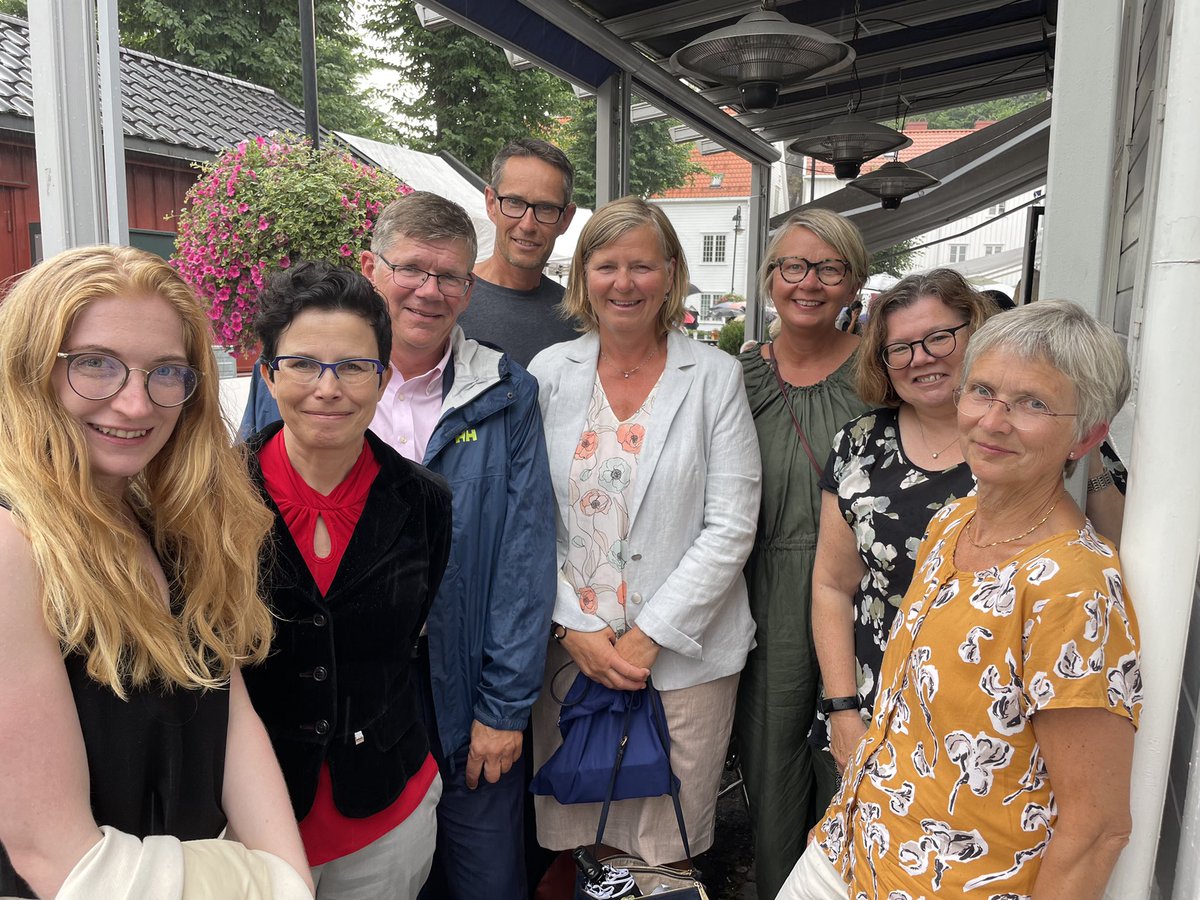 UiO og Sørlandet sykehus har sammen etablert UiO Campus sør og ser frem til at studentene ankommer Agder. Sammen på @arendalsuka Maja Elisabeth Mikkelsen, Susanne Hernes, Svein Stølen, Øyvind Holme, Anne Karin Rime, Nina Mevold, Elin Olaug Rosvold, Hilde Grimstad.