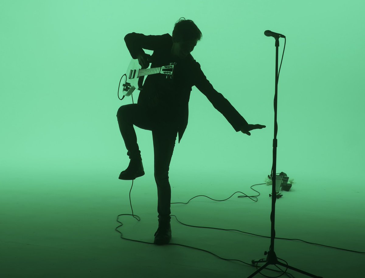 Block those bad vibes - hand to the face…Also proof that anything you do looks cool in silhouette!