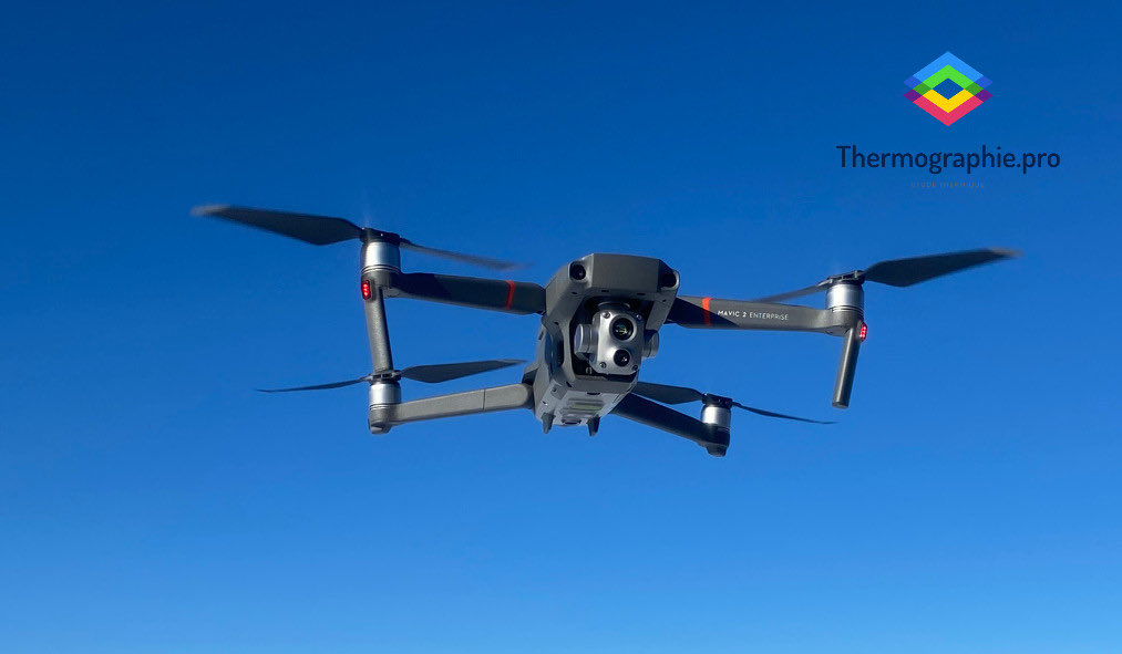 Thermographie.pro                                le #drone dédié à l’étude des panneaux #photovoltaïques sur un site de ferme #solaire