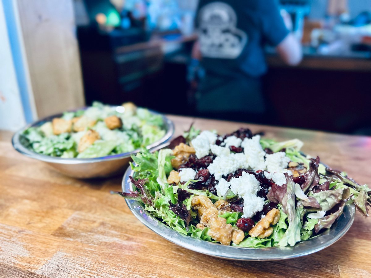 What’s your favorite PaPPo’s Salad!? 🥗 #pappos #homemadedressings #fresh #salads