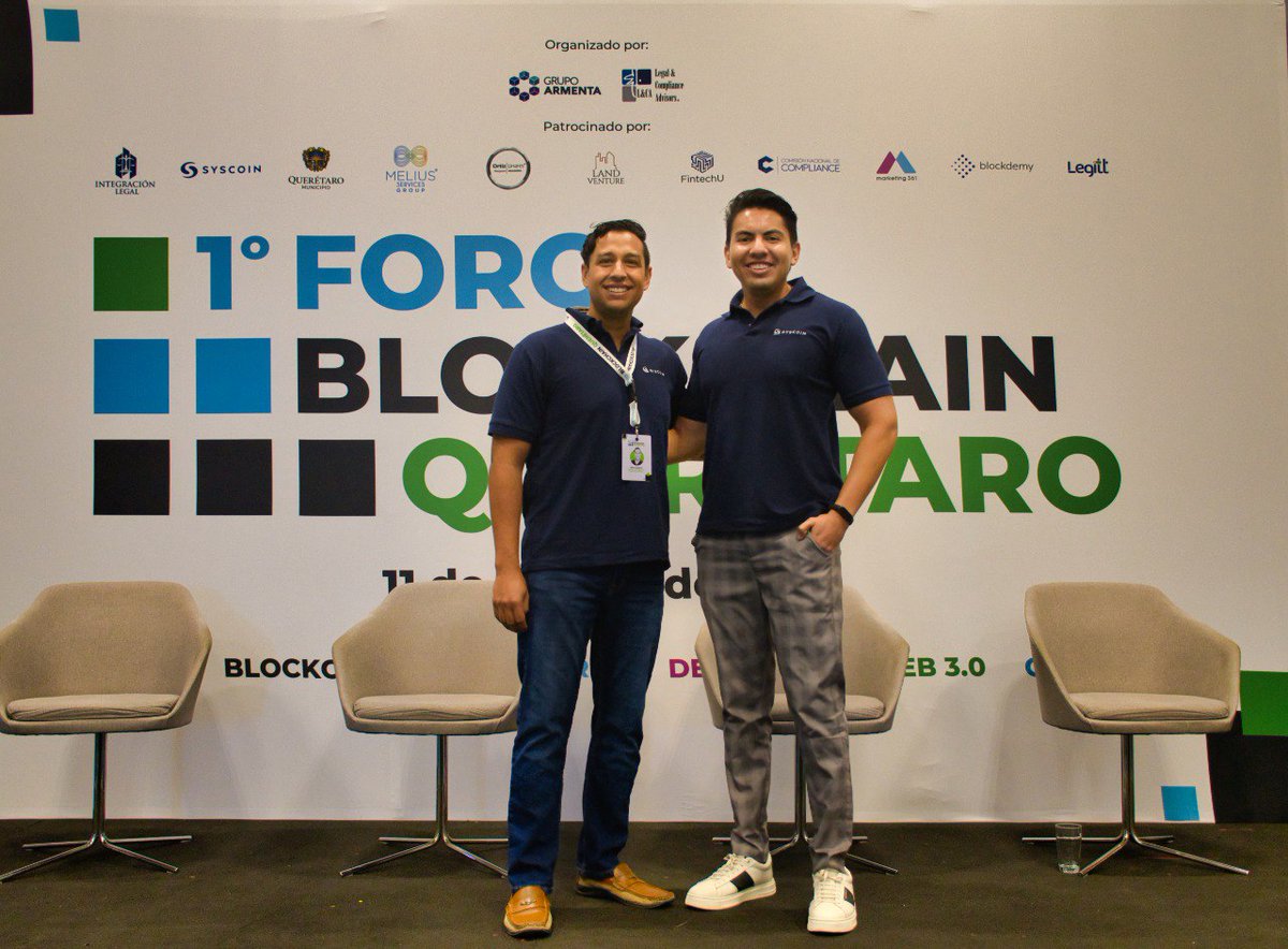 IrwingTorresMX's tweet photo. Con mi bro @proguerra en el tremendo Foro que se vivió el 11 de Agosto gracias a @BlockchainQRO. Sin duda una experiencia increíble y oportunidad única en #Queretaro para discutir, impartir y compartir conocimiento sobre #Blockchain y #Crypto. 
@syscoin #Syscoin #Sysarmy #Systeam https://t.co/ncCYMVArmU