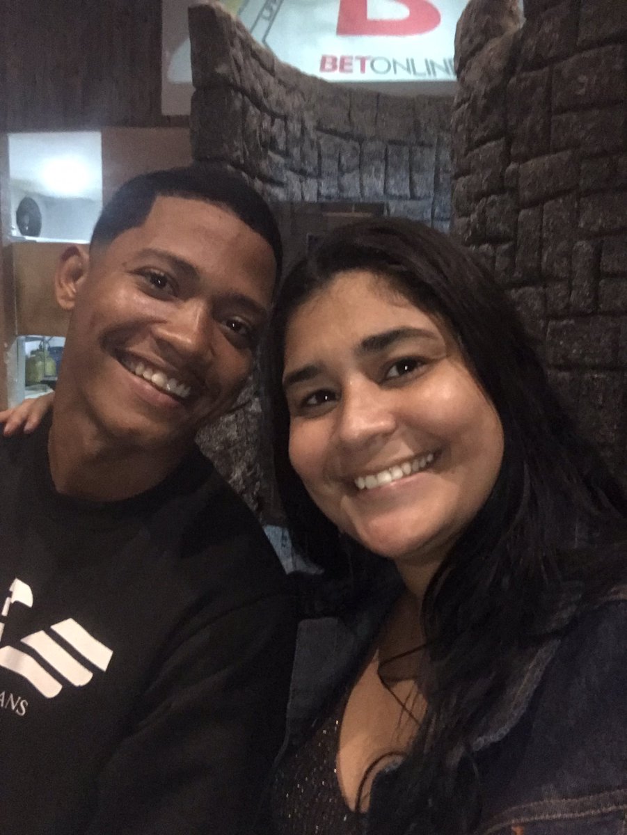 didilanche's tweet photo. Que seja sempre assim: eu e você, mesmo nos dias dos caos, nos dias ruins, nos dias da tempestades, mas que ficamos sempre acima de qualquer dificuldade juntos, nhm solta a mão do outro! Permanecemos lado a lado sempre! ❤️ https://t.co/DO1s2FSEX7