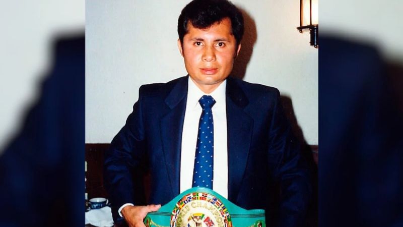 EnElRingMx's tweet photo. #Boxeo | Adiós a un grande

Muere la leyenda del boxeo mexicano Rodolfo Martínez. 
🥊https://t.co/ZbvicwH167 https://t.co/gKuBAlpdSu