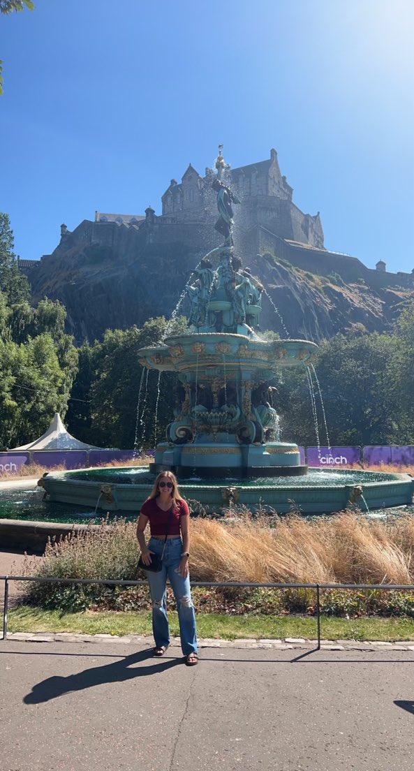 LabDamer's tweet image. PhD student Amber Ide gave a great talk at the International Dictyostelium meeting in Scotland last week! #Dicty2022 @Cmich_Biology @cmichSE @CmichOrgs