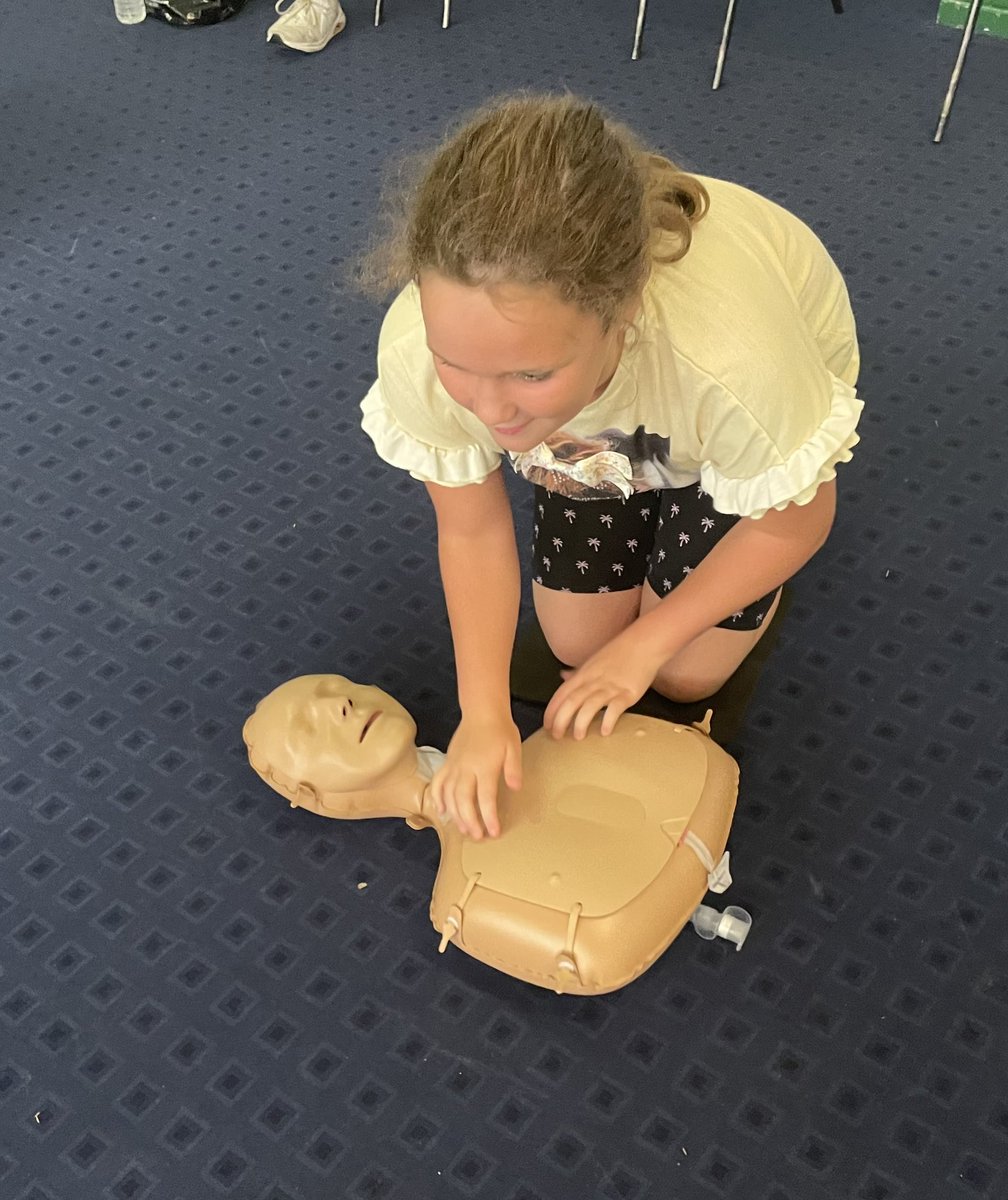MedicED_'s tweet photo. We were at Killamarsh today on the next leg of our Mini Medics and Teen First Aid summer tour 🥰 All of the children were brilliant and worked hard on their CPR skills ♥️ https://t.co/3LDNf20C2N