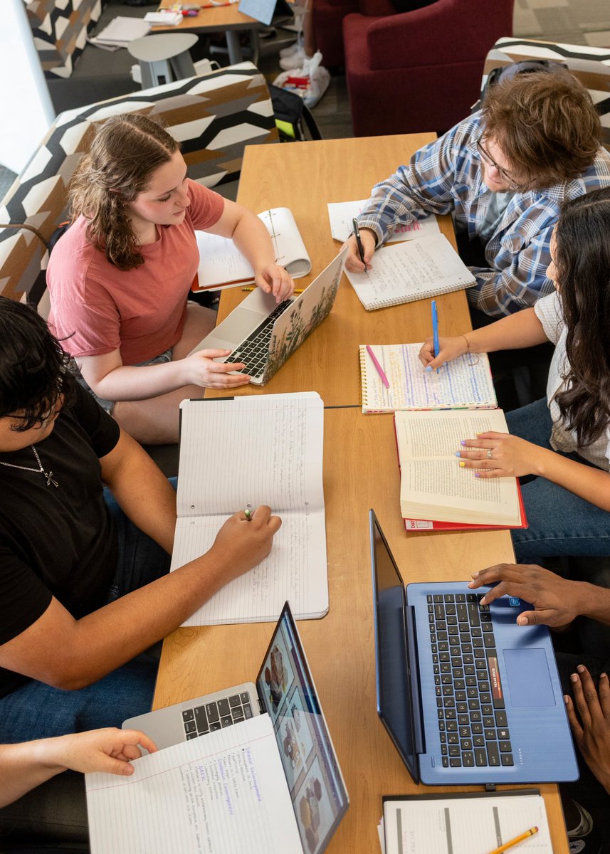 TXSTGradCollege's tweet photo. โ๏ธTip Tuesday: As the fall semester approaches, you will start receiving many emails from your professors, graduate advisors and other TXST offices. Come up with an organizing system that can help you keep track of those important messages!
#txst #txstgradcollege https://t.co/nBB7k3yCdM