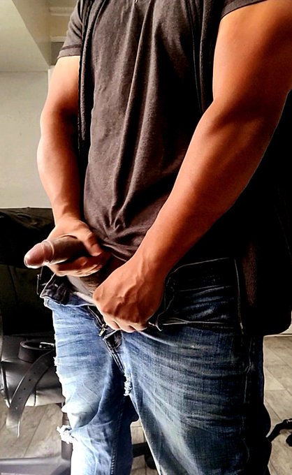 Stuck in bed all day. So here's an extra pic I took yesterday before fucking up my back.  #nsfwtwt #cock<a href="/tag/horny"class="tags"><span>#horny</span></a><a href="/tag/cock"class="tags"><span>#cock</span></a><a href="/tag/content"class="tags"><span>#content</span></a><a href="/tag/uncut"class="tags"><span>#uncut</span></a><a href="/tag/onlyfans"class="tags"><span>#onlyfans</span></a><a href="/tag/onlyfansfree"class="tags"><span>#onlyfansfree</span></a>