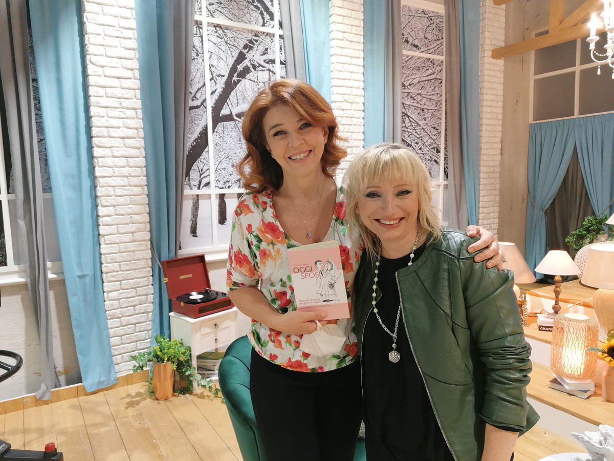 All'<a href="/orasolaretv2000/">L'Ora Solare</a> ospiti:
🔹 L’attore <a href="/antoniomilo1/">antonio milo</a>
🔹 Federica Ballerini e Giancarla Valcesio, dell’associazione culturale “Le Cesarine”
🔹 Stefania Capati con "Oggi sposi. Manuale di cucina per giovani coppie" <a href="/BluEdizioni/">BluEdizioni</a> 

Oggi #18agosto ore 12.20 su #Tv2000