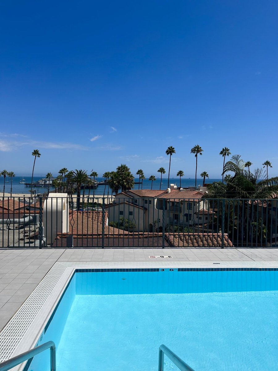 vee_fi's tweet photo. when you live in Santa Barbara > 
🤍 https://t.co/Ix5d5z5n78