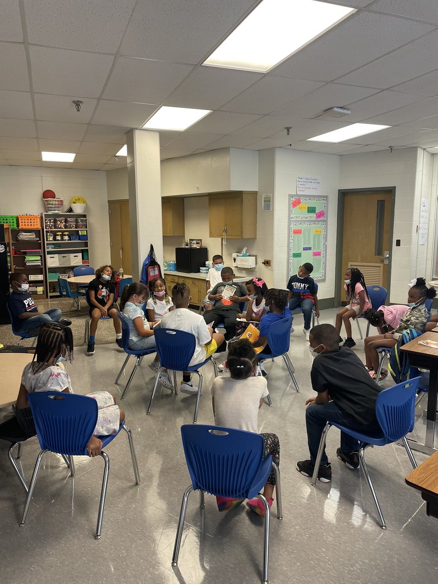 Favorite part of the day…my kids completed their first fish bowl discussion with @ELeducation and one student said…. “Yo, we killed that discussion, ya’ll!” @KingElemJCPS  #loving3rdgrade #collaborativeculture