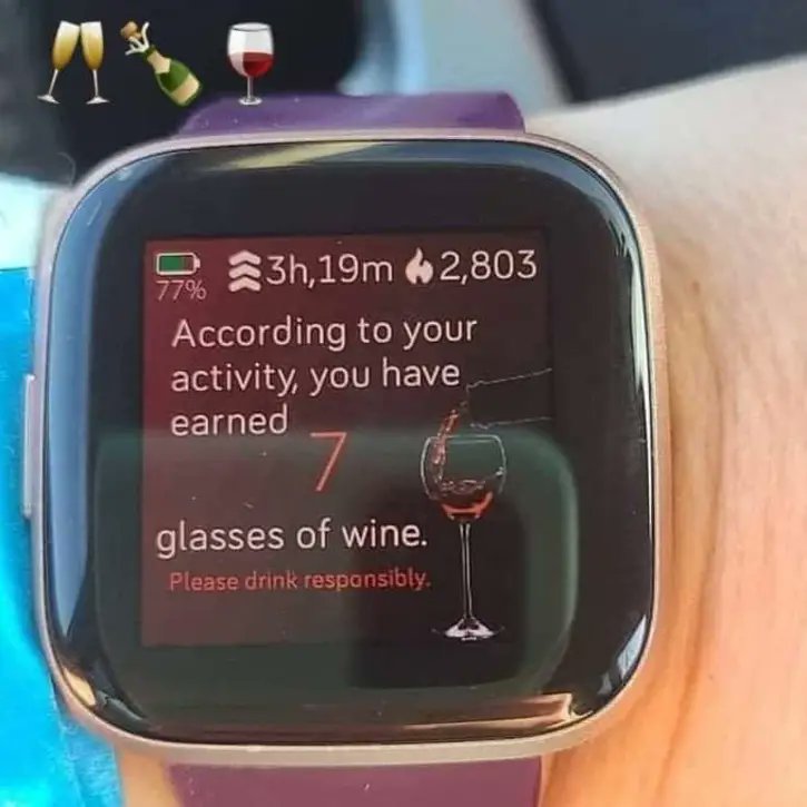 Sean_OHanlon's tweet photo. Now this is what I call a smart watch. 😏 https://t.co/C9j2AkVcsl