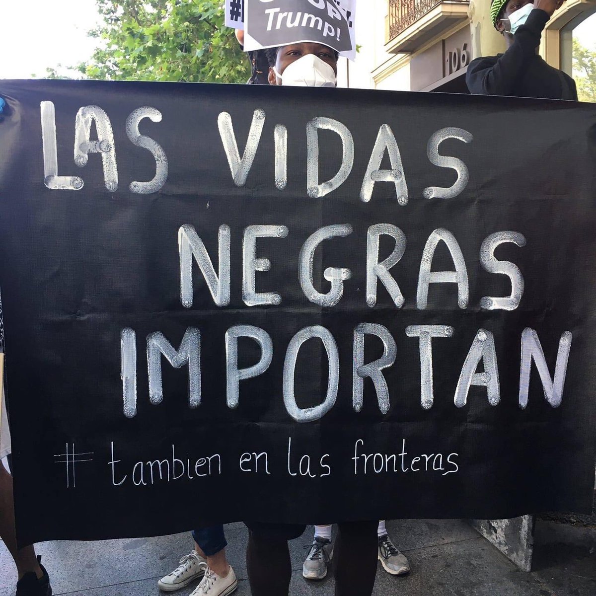 Aquellos que dicen que "Melilla es más que la valla" deberian cambiar su discurso por un "Melilla es también la valla" tal vez más responsable; de la otra forma lo que se hace es enmascarar la verdad haciéndola aún más evidente. #Melilla 🖤