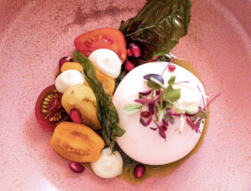 restaurantpink's tweet photo. Try our stunning 'Burrata Salad with Avocado Lime Puree, Heirloom Tomatoes, Crispy Basil & Pesto Croutons π https://t.co/4wTXiS2l6o #pinkvibes #pink #pinkrestaurant #lovindublin https://t.co/701ZoUxHQ7