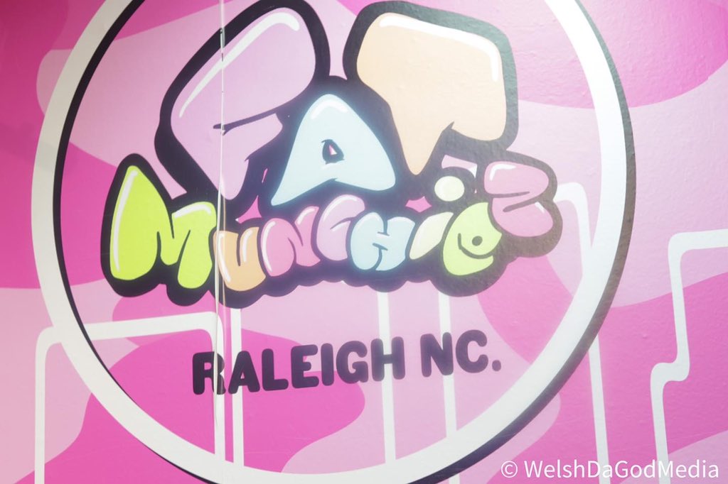 Listening session for artist @jessebeezy_east20 Raleigh NC @fat_munchiez_rdu <a href="/djofficial910/">MR. Official</a> #welshdagodmedia #media #newyorkcity #raleighnc #jessebeezy #hiphop #photography #photographer