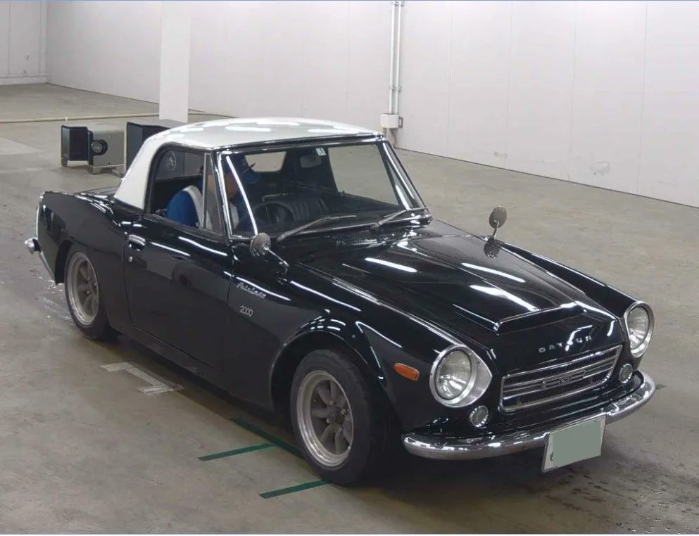 jdmbuysell's tweet photo. For Sale: Nissan Firlady Z 2000 Sports hardtop 1967
Being Sold by Alpine Japan Co. Ltd in Hyogo, Japan
$36,153 USD Est.
More Info: https://t.co/ksSRkQosOf
#350z #350znation #350zdrift #350znismo #350zlife #350zhr #350zworld #350zowners #nissan350z #350z_nation #350zjdm https://t.co/0LlTxi61dX