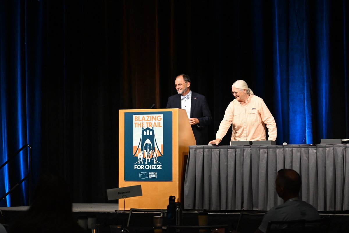 CheeseSociety's tweet photo. David Gremmels is one of our 2022 recipients of the Lifetime Achievement Award! Congratulations, David!
#lifetimeachievement #lifetimeachievementaward #cheesecamp #blazingthetrailforcheese # https://t.co/HnKhxVAUym