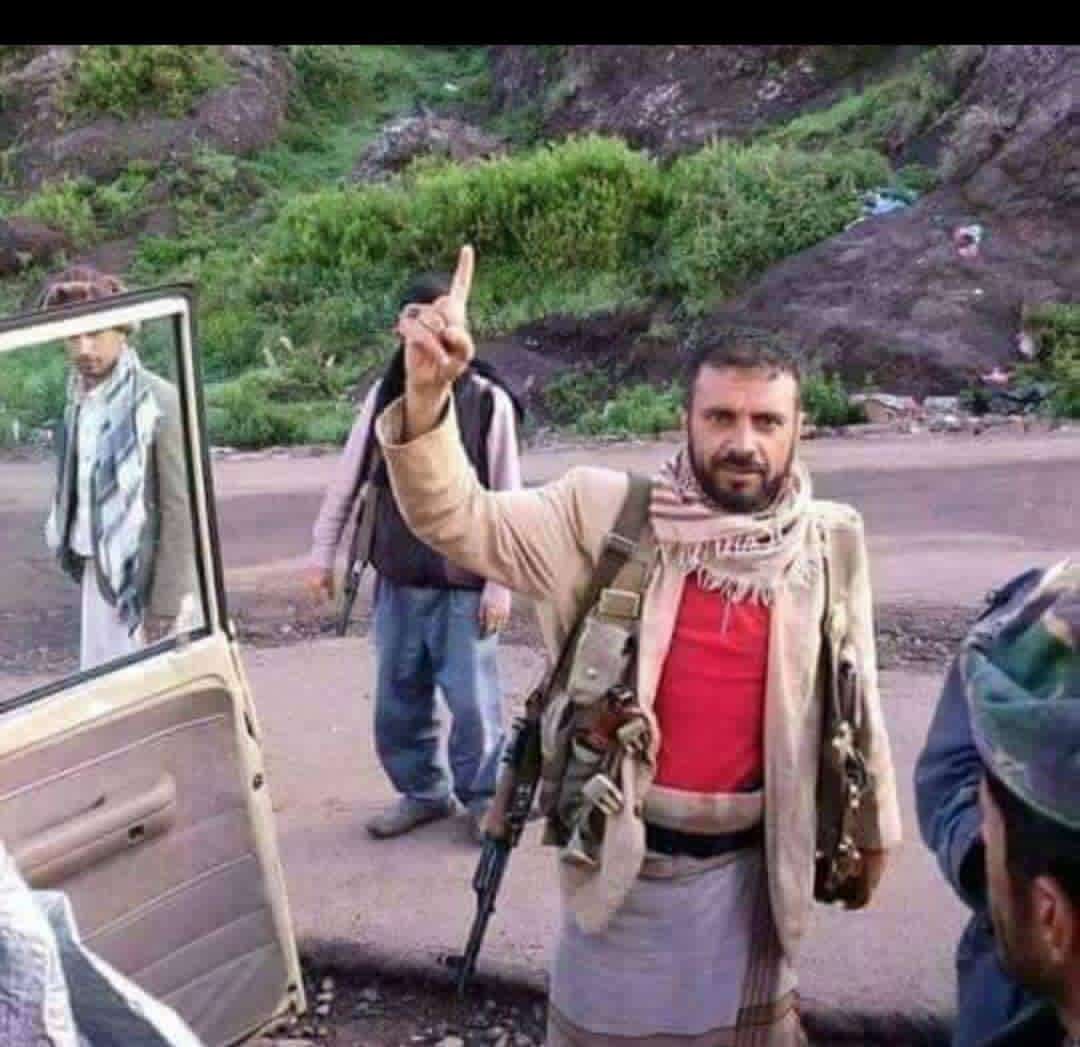 نريد مثل الشيخ نايف الجماعي خرج بسلاحه الشخصي ومن جيبه الخاص رجل دخل التاريخ رحمه الله تغشاه