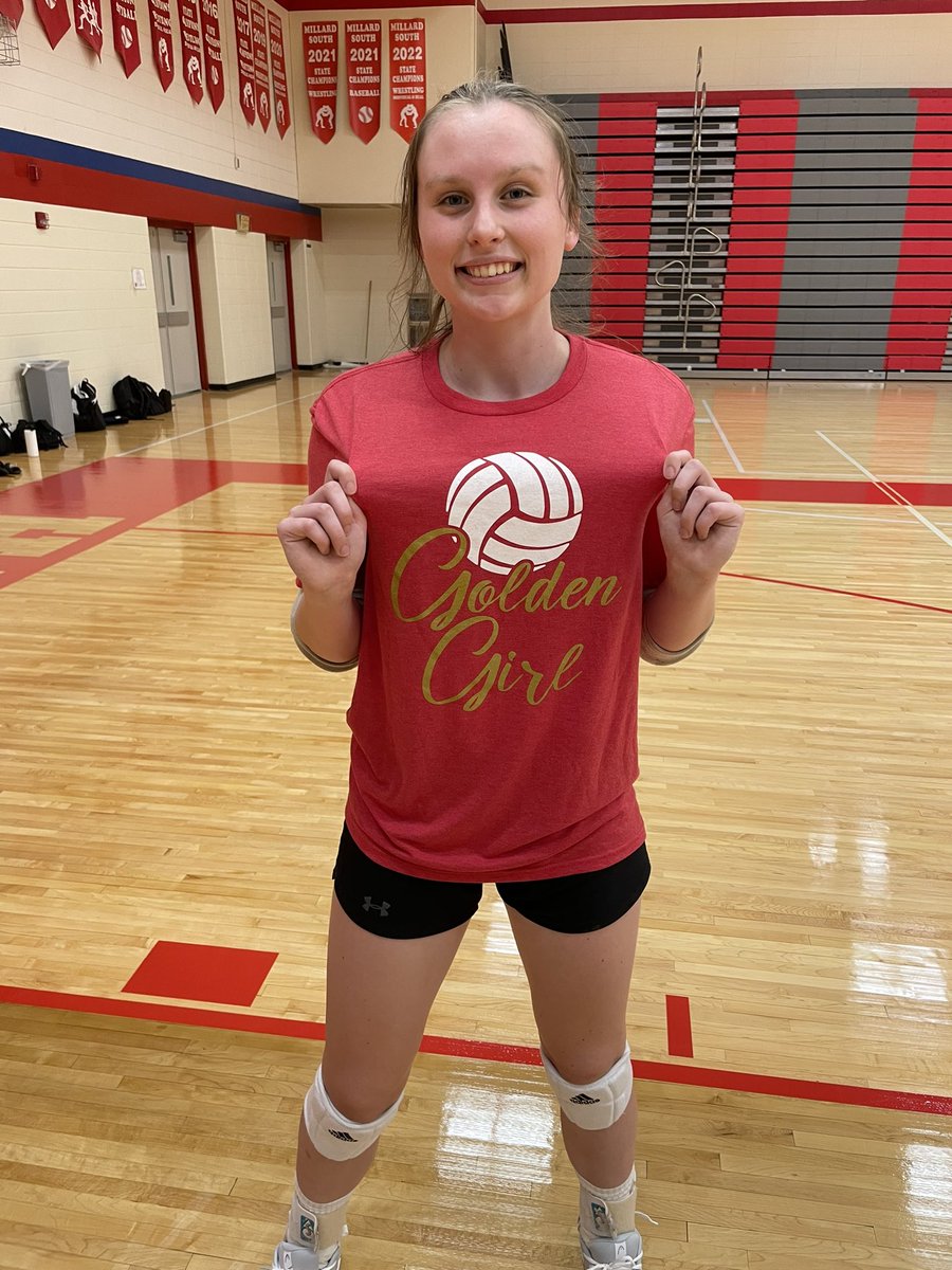Ali Butler gets the “Golden Girl” shirt Day 2! #whosnext 👀👀