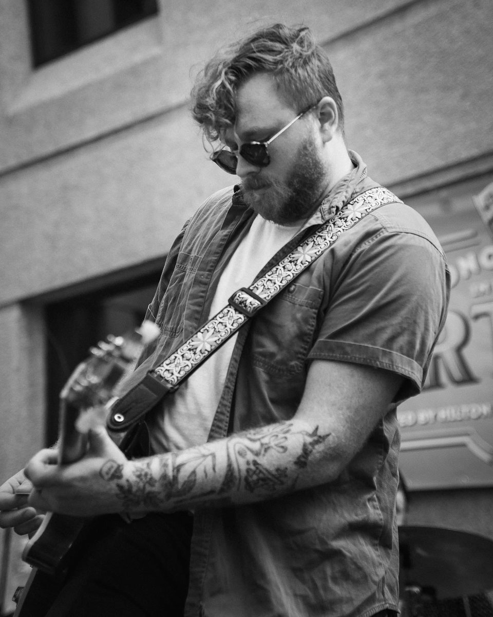 stayoutsideband's tweet photo. only a few more chances to see us live this month!

8/18 • Bloomington, IN - Buskirk Chumley w/ @wildermiss 
8/26 • Columbia, SC - Market On Main
8/27 • Athens, GA - Georgia Theater Rooftop
8/28 • Atlanta, GA - Park Tavern

https://t.co/hTjZAKIjV8 https://t.co/ikvAACba5D