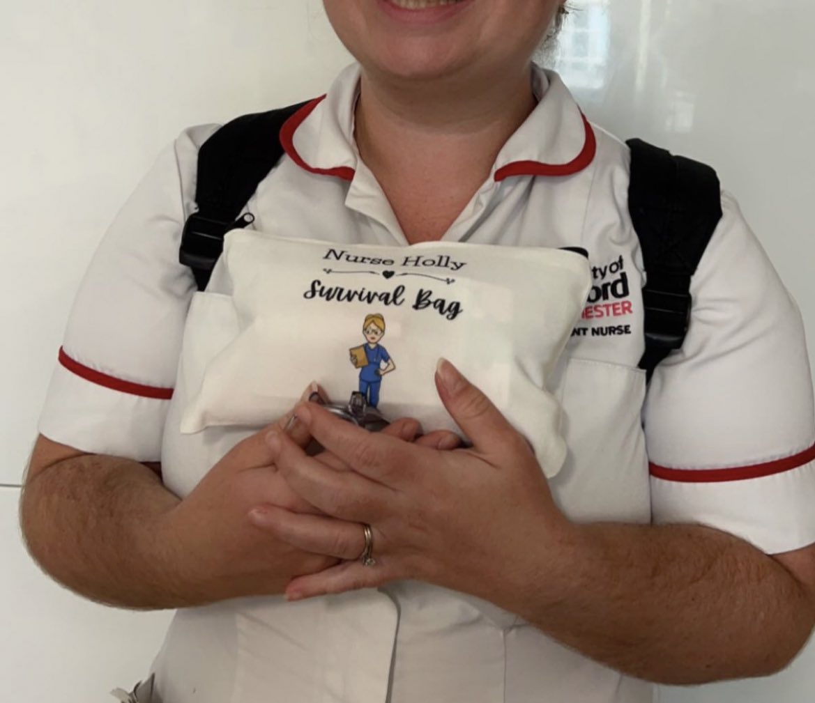 Our lovely Staff Nurse Ayesha got this little gift for her first student nurse on her final placement ☺️ so thoughtful and amazing job supporting students from student to newly qualified.👏🏻👩🏻‍⚕️❤️<a href="/ayshhh22/">Ayshhh</a> <a href="/NCAlliance_NHS/">Northern Care Alliance NHS Foundation Trust (NCA)</a> <a href="/OldhamCO_NHS/">Oldham Care Organisation</a>