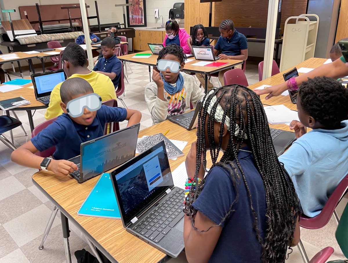 ksuITerin's tweet photo. Working on our #goalsetting for the school year @EdElements @AdobeExpress #NewYouIn22 @APSInstructTech @ahrosser @apsupdate @apsitnatasha @APSacademics #APSacademics #APSITInspires @MilesIBPYP @EunaMcGruder https://t.co/yf3PUJZ4aT