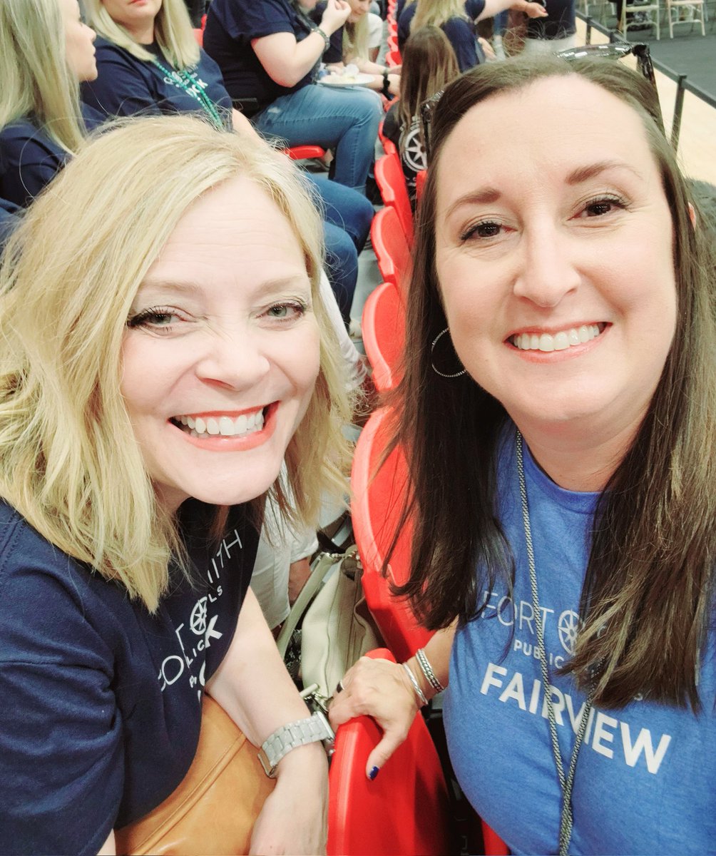 agriggs77's tweet image. Teacher friends are FOREVER friends! @pattyelg @FSSchools #FSPSL4L #fortsmithfam