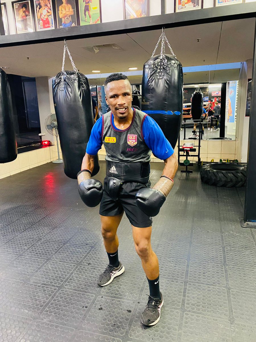 BholoGift's tweet photo. Gym done..💪
Great workout..👊
#TeamSheriff🇿🇦
#hardworkpaysoff
#CoachVusi
#SABoxingTalk
#Weelee
#ListenToyourLegs
#Boxeo https://t.co/CC4B8jre2x
