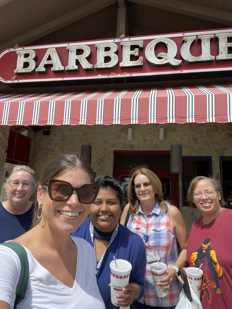 Mrs__Tilton__'s tweet photo. First team lunch (well part of our team) 🥰 #teambuilding #kinderteam #hounddogmagic @HorneElementary https://t.co/mPllUtgEHh