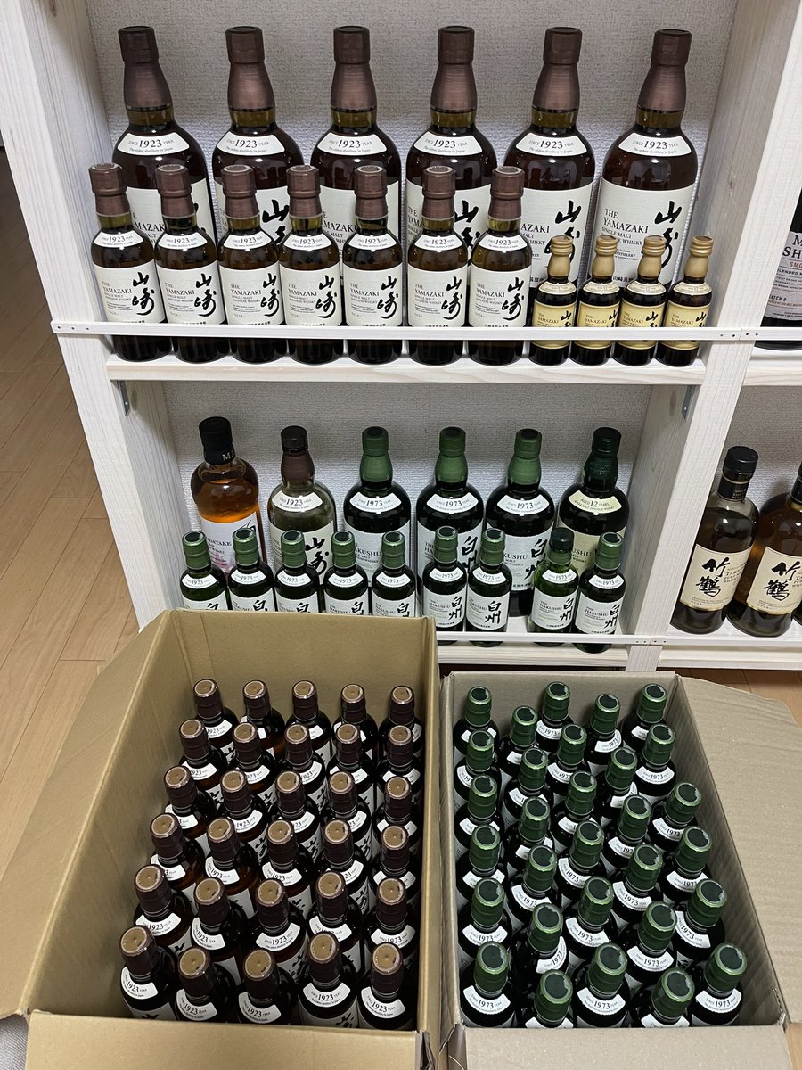 fumiya1087's tweet photo. 最強の宅飲み🥃🥂 https://t.co/lnbTTKUCht