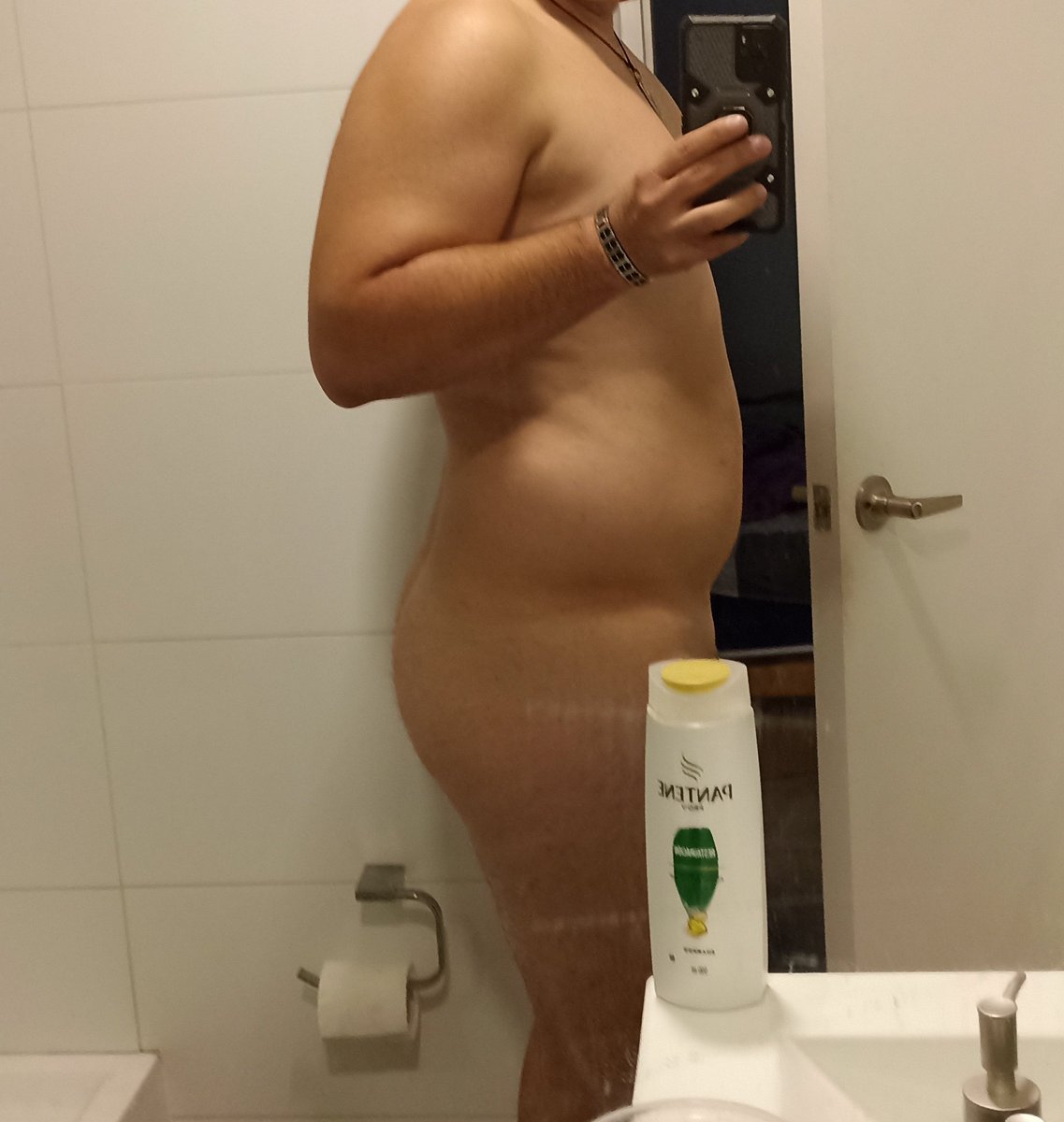 Elinmigrante84's tweet photo. Estoy demasiado gordo. 🥴😭 https://t.co/3BvzzQJnVn