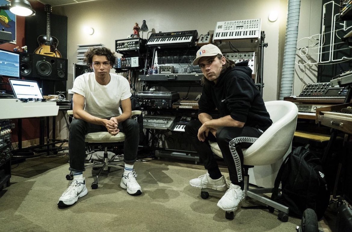 interludefrance's tweet photo. Georgio x Orelsan 🤝 https://t.co/B22CBk3pGW