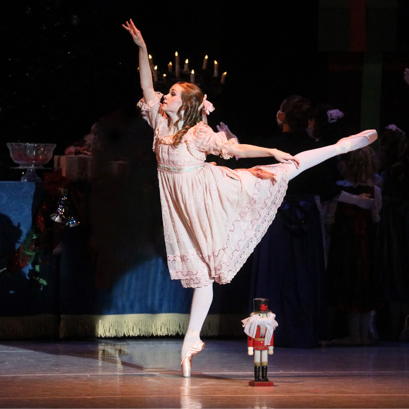 ToledoBallet's tweet photo. Save the dates! Toledo Ballet is holding open auditions September 15-19 for the 82nd production of The Nutcracker.

𝗔𝗿𝘁𝗶𝘀𝘁𝗶𝗰 𝗧𝗲𝗮𝗺:
Eric Otto, Artistic Director &amp; Head of Curriculum
Eris Nezha, Guest Director &amp; Choreographer

Learn more ➟ https://t.co/CQHaqjPkiK