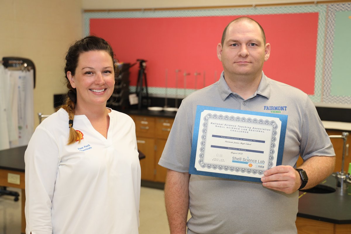 DPISD's tweet photo. Congratulations to Fairmont Junior High science teacher Jeffrey Gale, who was named a regional winner in the Shell Science Lab Regional Challenge! Gale, pictured with Shell Deer Park's Jessica Blackmore, received a $10,000 school science lab makeover. https://t.co/gLcAbSz7k9. https://t.co/RmXdFvEHZb