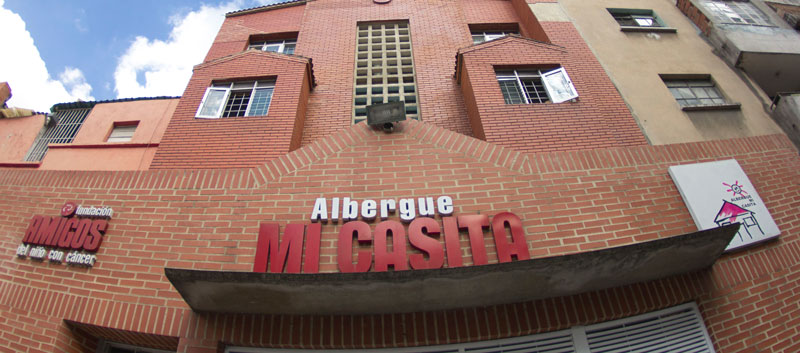 ¿No sabes DÓNDE nos encontramos?
👉🏻 Estamos ubicados en la Av La Lago, Edif. Fundación Amigos del Niño con Cáncer, San Bernardino (detrás del Hospital J.M de los Ríos)