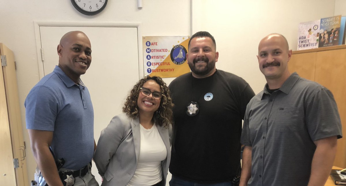 centralSBUSD's tweet photo. As leaders of our schools, safety is always our #1 priority. We must reflect, redefine &amp; rebuild any system that needs it. TY @IBSheriff’s Department for coming to Central &amp; helping us tighten up our ER protocols.@Supt_SBUSD @SBUSD_NEWS #OneTeamOneBoatOneRow #CommunityPartnership https://t.co/qlwJEKBnZq