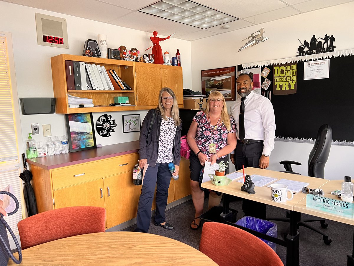 bhtechcoach's tweet photo. Scavenger Hunt IS/MS Team 7 Rocks!  #BHASDlearns https://t.co/BT7RdyfqZk