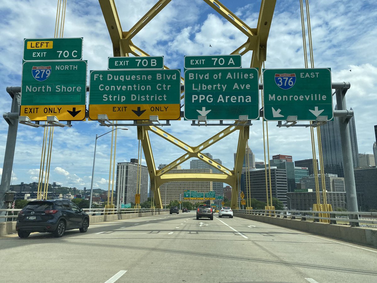 OldManRooney's tweet photo. You have 40 yards to figure this out.
#Pittsburgh https://t.co/la1fXC9hwQ