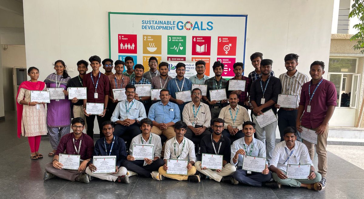nsskpriet's tweet photo. Certificate distribution for the volunteers who attended the one week special camp at Anamalai Tiger Reserve.
NSS India  NSS Chennai  kpriet learn beyond
#kprietprincipal
#nss #nssindia #kpriet #nsscamp #anaimalai https://t.co/3ba8TYjpBY