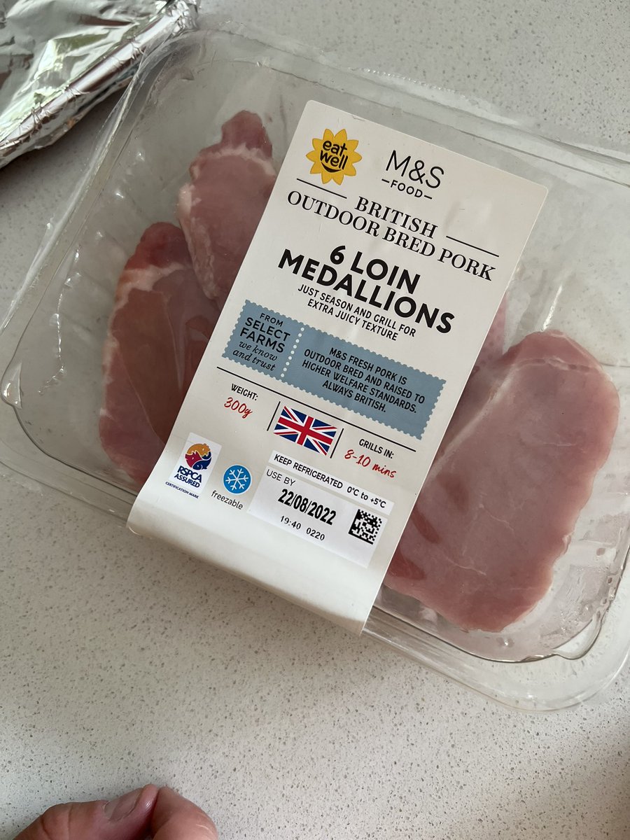 fi_fitz's tweet photo. @marksandspencer Just a quick note… Your 6 pork loin medallions appear to only have 4 in the pack. It could be just mine but thought I’d let you know as someone will be going hungry here this evening. 🤦🏼‍♀️ https://t.co/207iBq5EGT