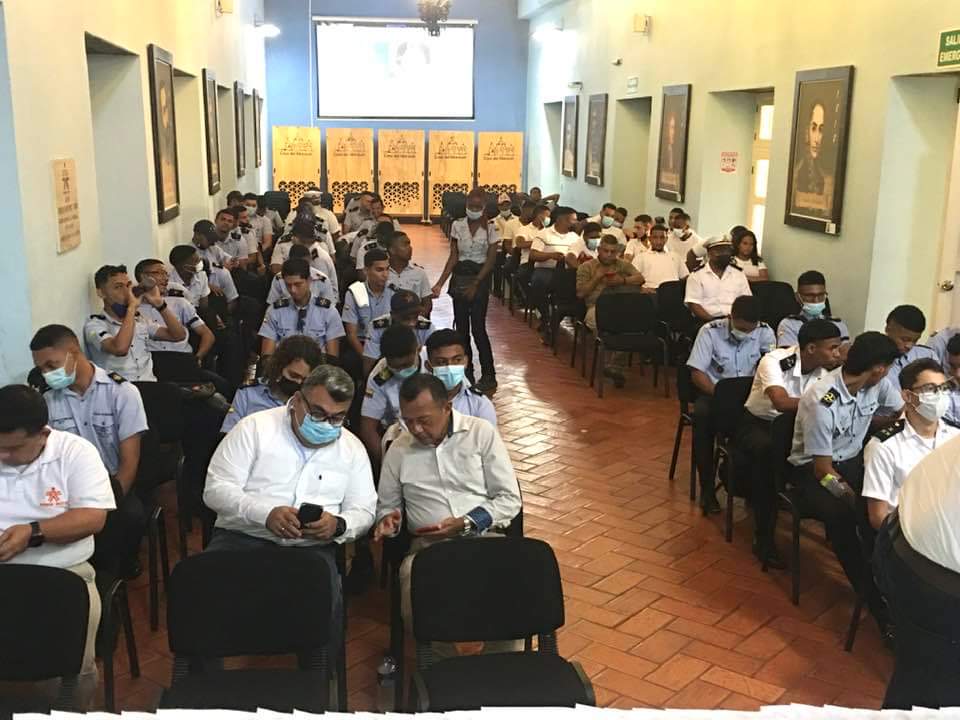 ParadaSntt's tweet photo. Socializacion del Convenio Marítimo 2006 con el fin de garantizar los derechos laborales de la gente de Mar en Colombia. @SNTTdeColombia @ITF_Americas @Fritz_AntonioR https://t.co/7hO7kVYa66