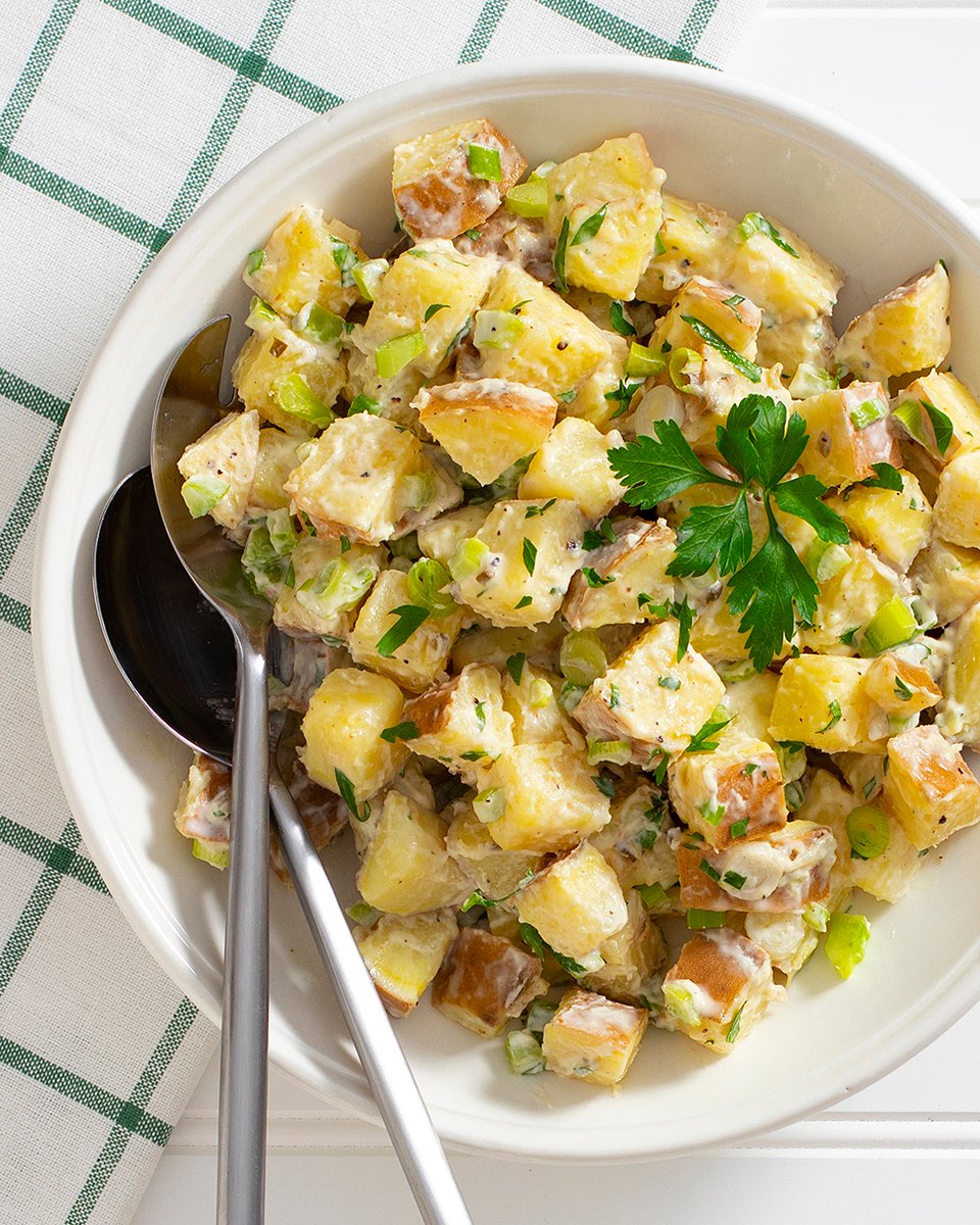Why make #potatosalad with yellow/white-fleshed #sweetpotatoes? Because they add a #delicious twist &amp; extra #nutrition! Try them in your favorite #recipe or our “classic” version. casweetpotatoes.com/recipe/2018/6/… #yams #sweetpotato #potatosaladrecipe