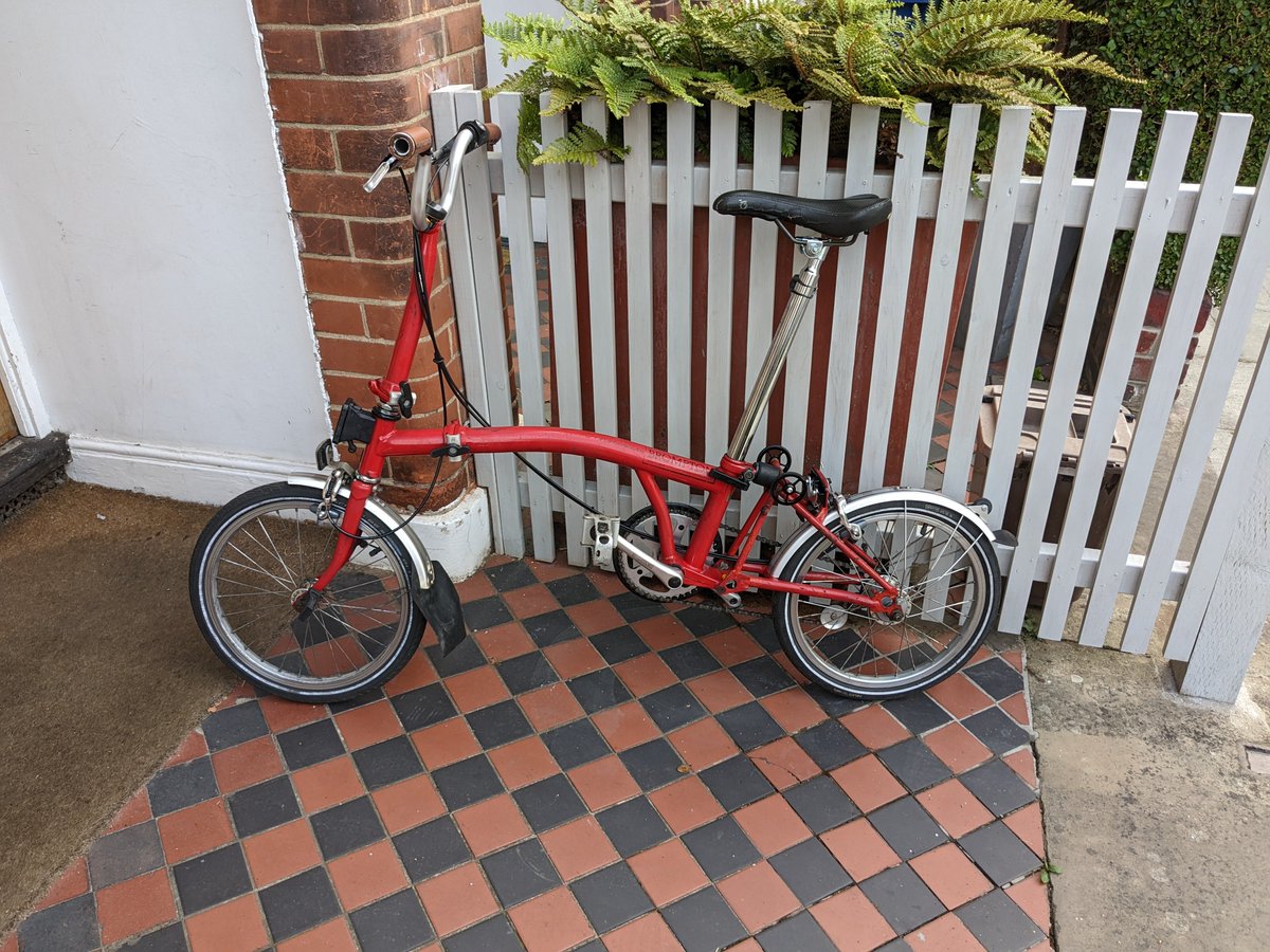 GeorgeMchambers's tweet photo. Huge thanks to @condorcycles for bringing Betty the Brompton back to her best. She had been mistreated in a past life but look at her now! What a steed! Thanks to @jackamayorcas for the tip! https://t.co/j0CWzhUzM8