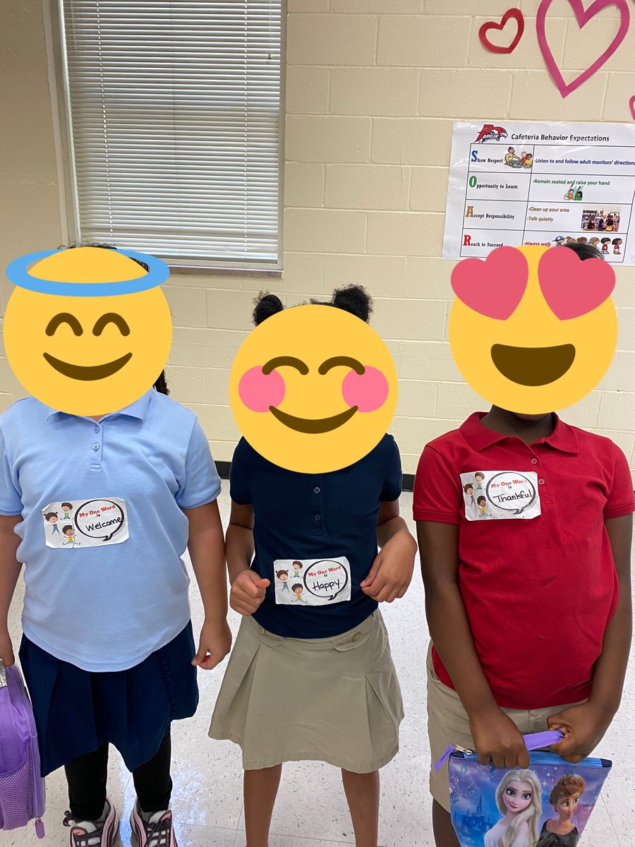 Msgray_withanA's tweet photo. Got a few pictures of some of our @Parklane_Eagles students repping their one word from the story, One Word for Kids. Brave, math, hope, welcome, helpful, thankful…this is definitely going to be a great year! What’s your One Word? @fcspbis #onewordforkids #oneword https://t.co/Baxe74n6BP